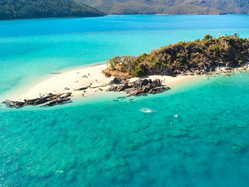 Australian islands getaways via private jet